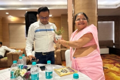 f2f26332-8d17-4570-bcc7-e11fcaebaae1