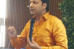 e280916d-33fd-4b3c-af7d-80f976816d4f